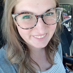 Meet your Posher, Bailey